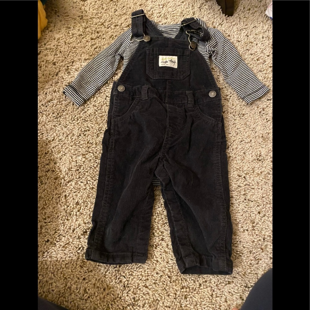Carter’s | Adorable Overalls and shirt